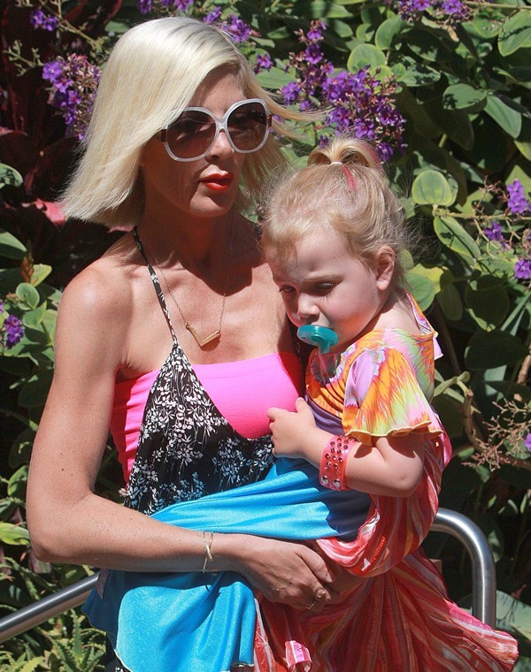 Tori Spelling s dcérkou